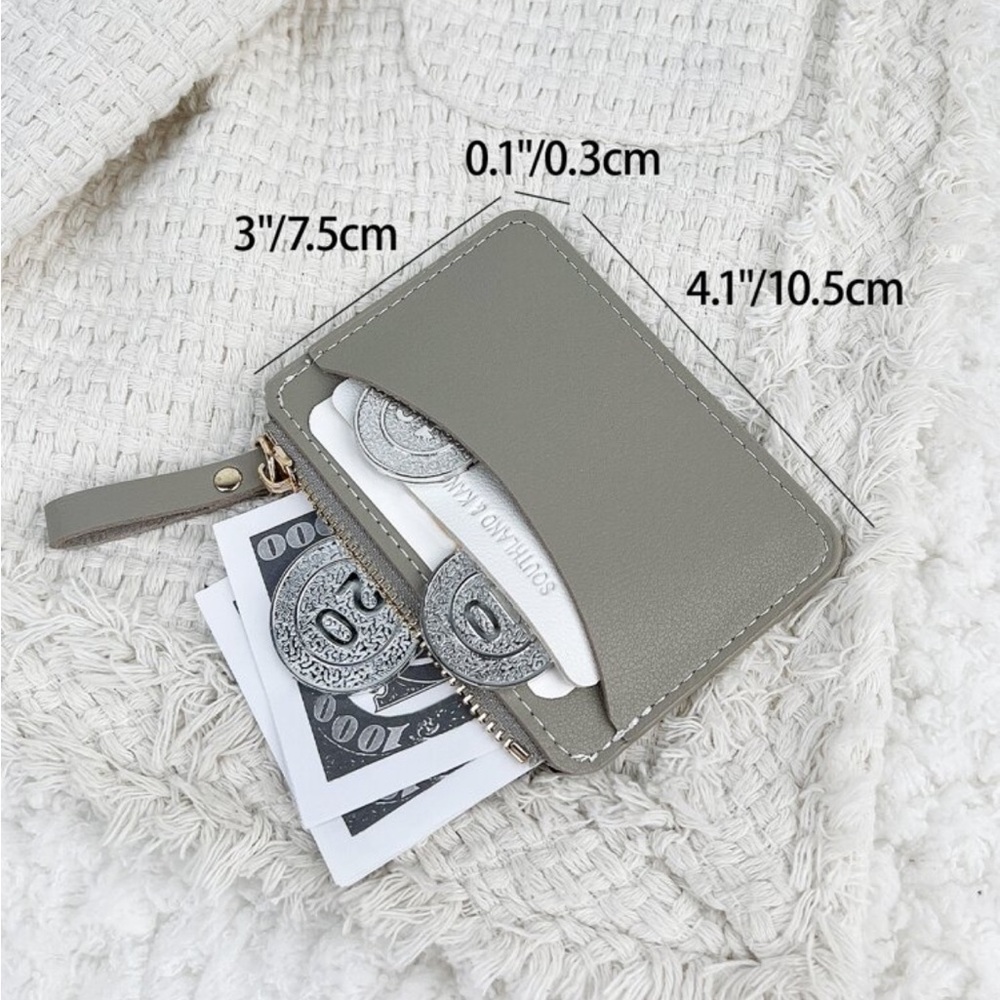 ⚠️Clearance🤍Small Cardholder Light Grey Wallet - Picture 4 of 4